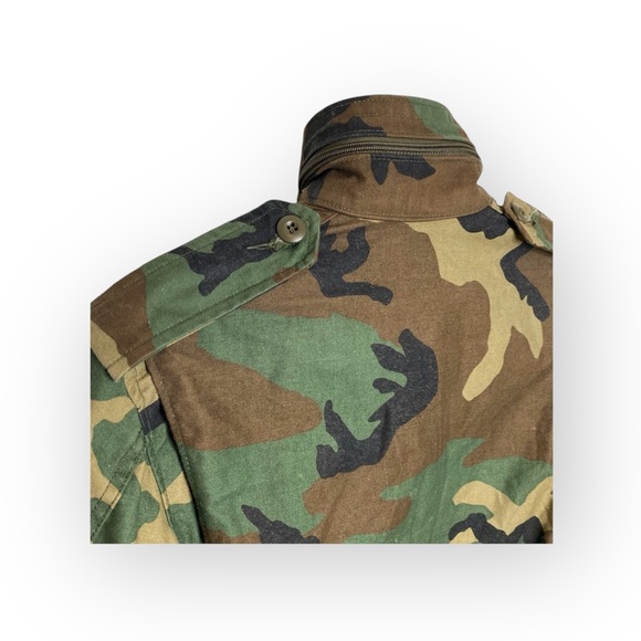 Vintage: Golden Mfg ☮︎︎ Military M65 Field Jacket ☮︎︎ Camoflague Original Issue - Picture 9 of 16
